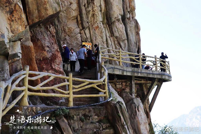 组团游览登封三皇寨，来去仅半个小时，却欣赏到太多的美景和故事__财经头条__新浪财经