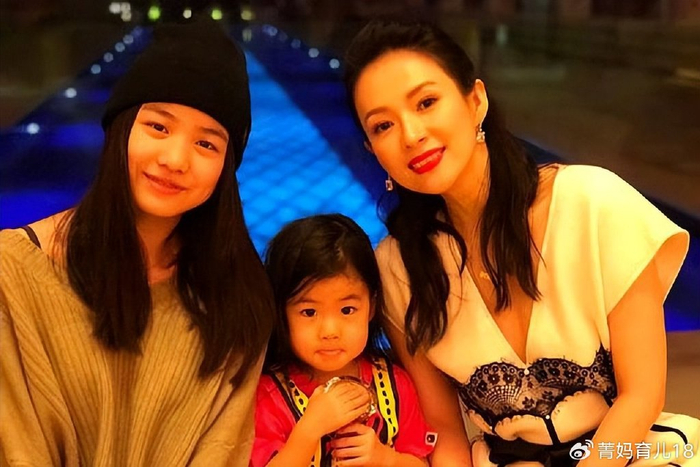 章子怡汪峰官宣离婚,为什么说大女儿小苹果受伤最深?