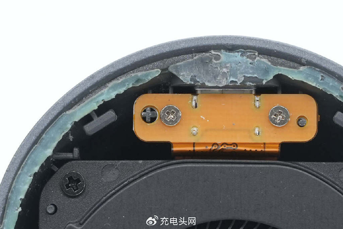 拆解报告huawei华为80w超级快充立式无线充电器w081