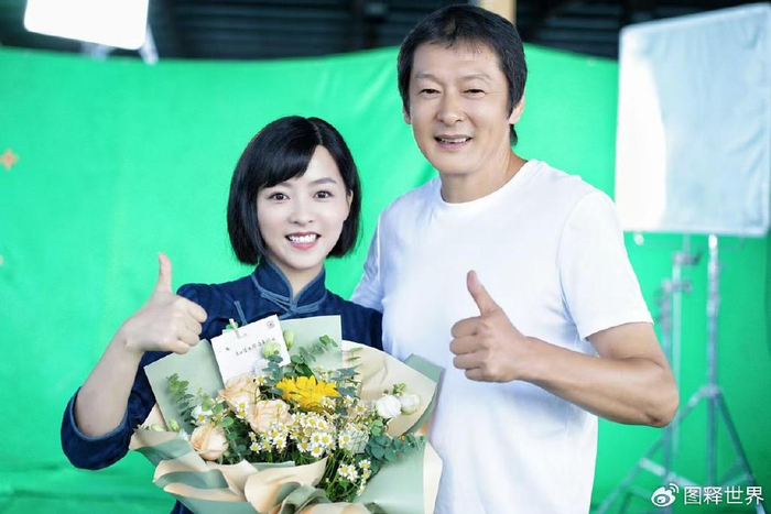 这也是杭州籍演员余心恬在继电视剧《烈火战马》后的又一主旋律力作.