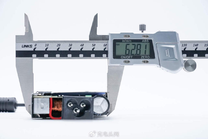 港晟150wdc氮化镓电源适配器方案解析