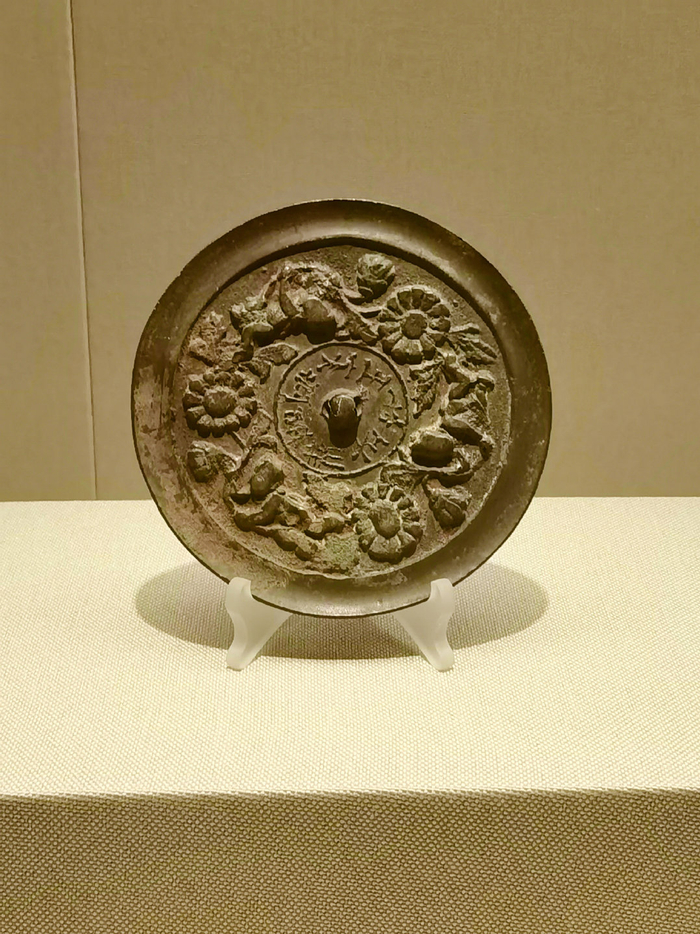 辽宁省博物馆各种铜镜,原创拍摄
