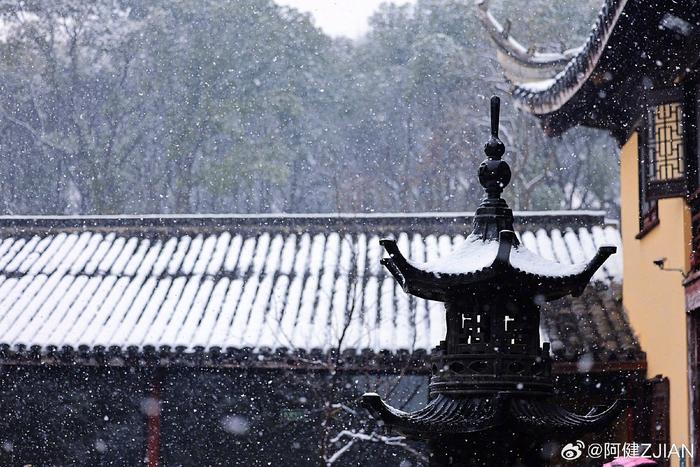 白雪掩映寺觀幽無錫開原寺