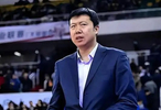 抵达浙江，王治郅加盟，亮相新球队，薪酬曝光，姚明期待
