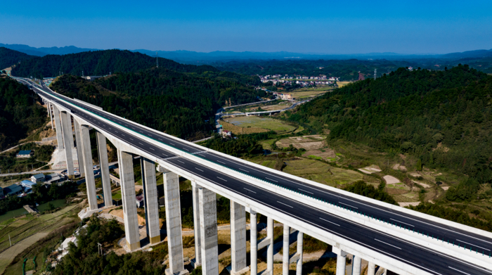 刚刚湖南省这条高速正式通车