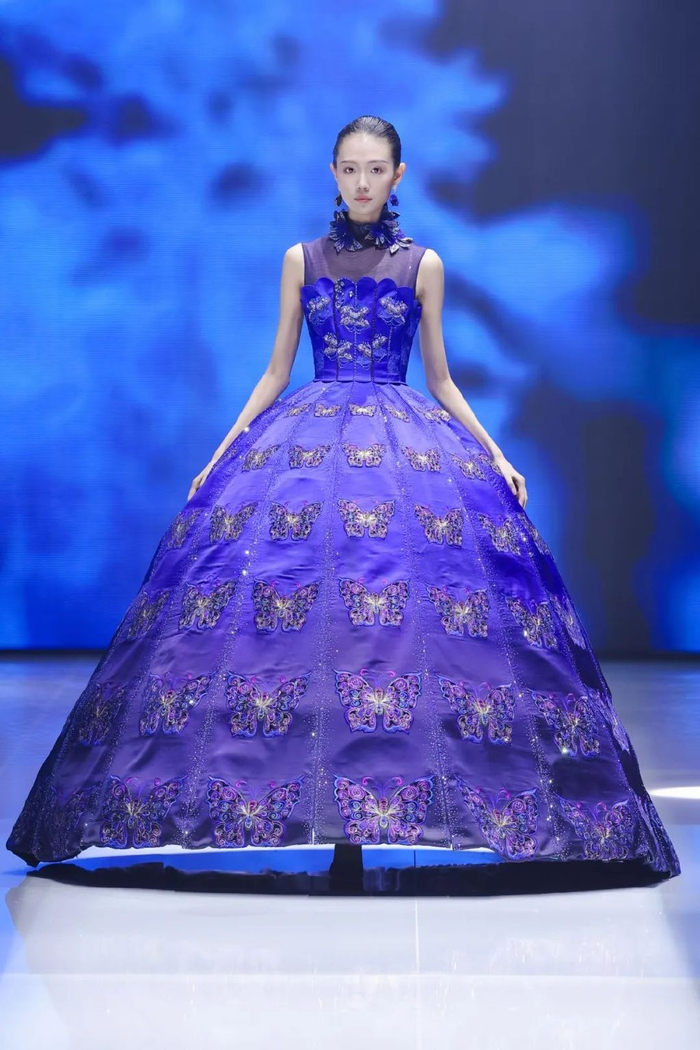 madamefigaro:中国国际时装周,独具一格的「国潮之风」实力开秀|中国