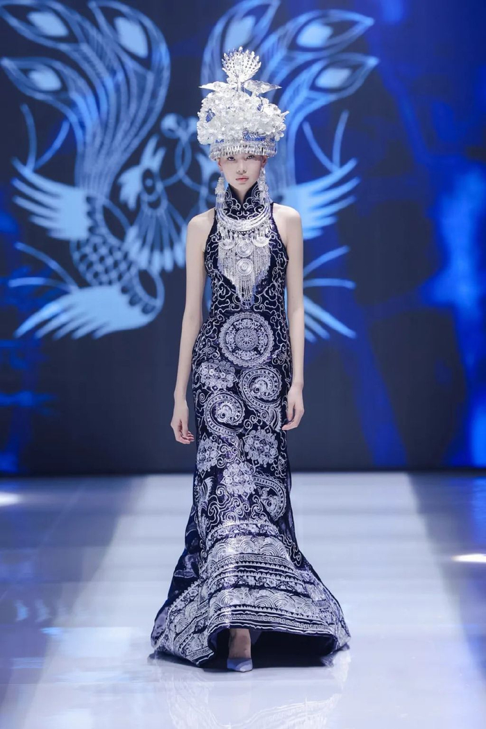 madamefigaro:中国国际时装周,独具一格的「国潮之风」实力开秀|中国