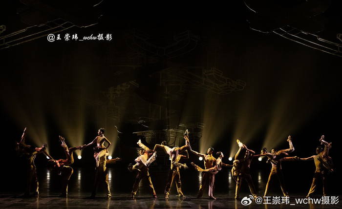 2024年6月7日晚北京舞蹈学院在天桥剧场演出了原创国标舞剧"人间四月