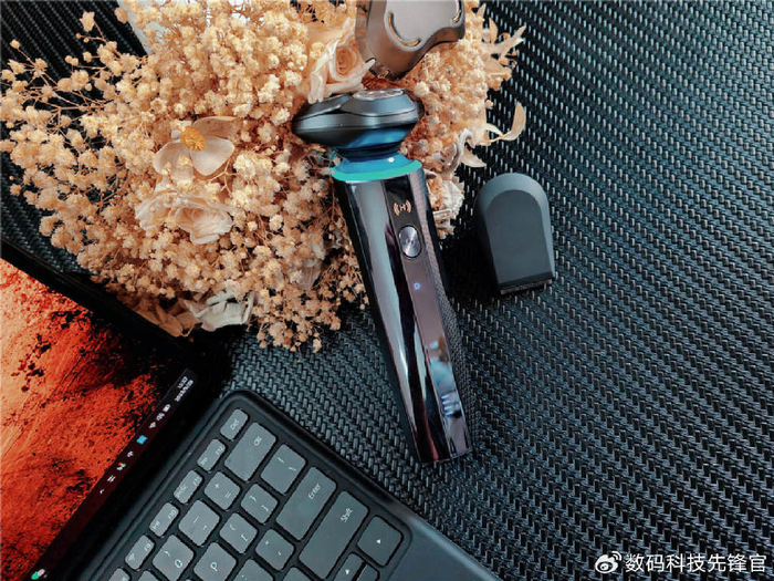 华为智选小适智能剃须刀评测智能护理彰显男士品味