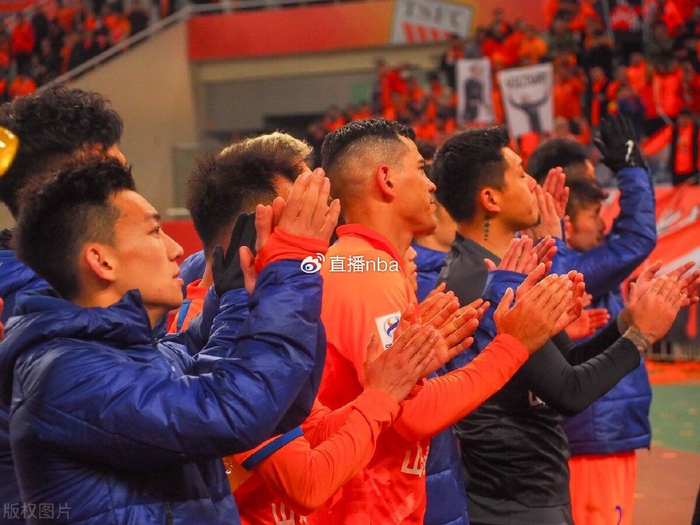 鲁能刚在中超6轮不败,俱乐部就官宣重要决定,让球迷直言没想到