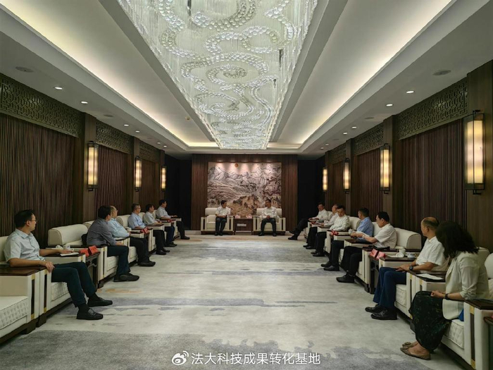 校长马怀德一行拜访新疆生产建设兵团