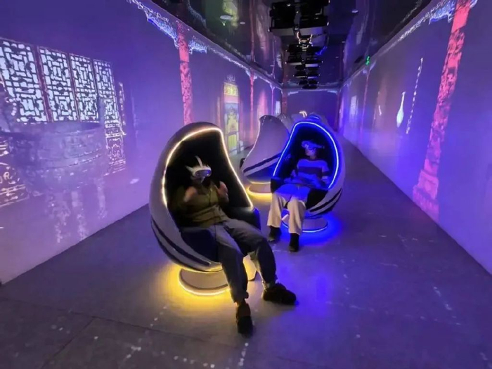 北京:探秘沉浸式VR大空间体验,引领文化与科技融合新潮流|北京市|展览|vr体验|永恒高迪|虚拟现实_新浪新闻