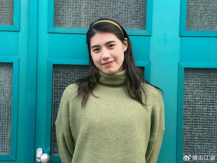 富豪霍启山苦苦追求游泳女神张雨霏!教练:不允许谈恋爱