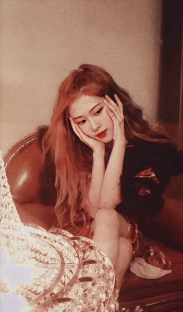 美疯了美疯了就问澳洲玫瑰朴彩英谁能拒绝呢这绝美的发色这大长腿