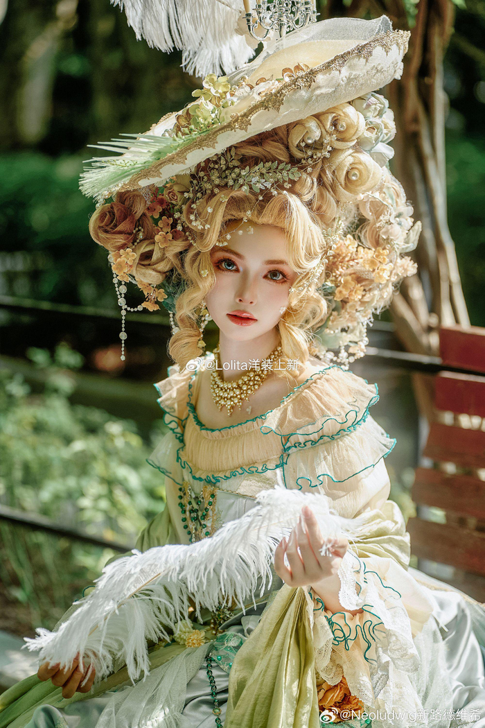 电阻:@neoludwig新路德维希 裙子:糖渍琥珀 再贩 time:7.21