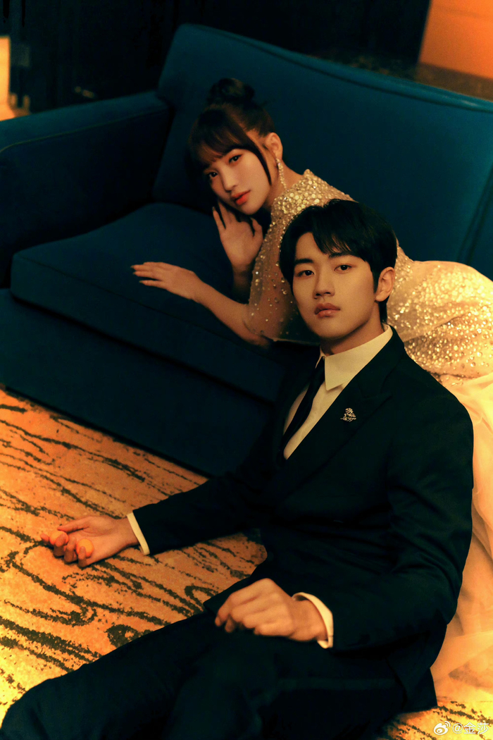 印象里第一次知道金莎还是因为电视剧神话剧里她说胡歌玩闹