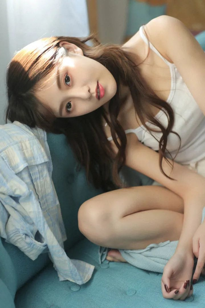 女生一个人拍照,10种方法教会你,拍照不呆板,上镜又漂亮