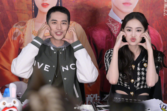 娜扎,许魏洲带着新剧《风起西州》来新浪扫楼啦