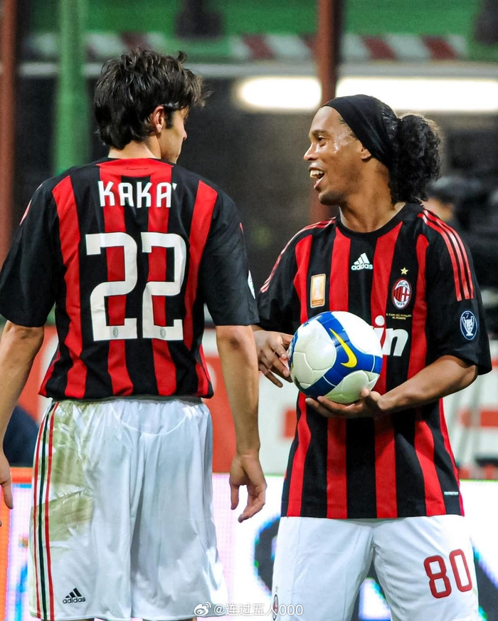 卡卡和小罗两个巴西人的米兰时光