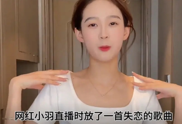 王思聪搂美女逛街,和前任是闺蜜,现任发文显伤感,姑娘们醒醒吧|花花