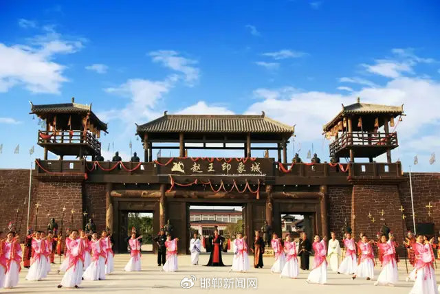 挖掘邯郸历史底蕴,彰显邯郸文化内涵,可依托邯郸古城文化及地标建筑