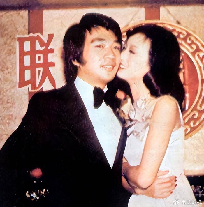 带着两个儿子再婚,现任丈夫和三个学霸儿子是她的骄傲|赵雅芝|黄锦燊