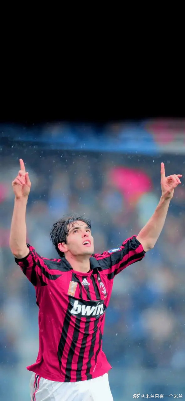 ac米兰 卡卡壁纸 有喜欢手机壁纸的朋友可以关注 每天更新