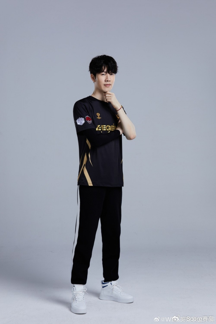 wbg英雄联盟分部更新theshy传奇卡定妆照