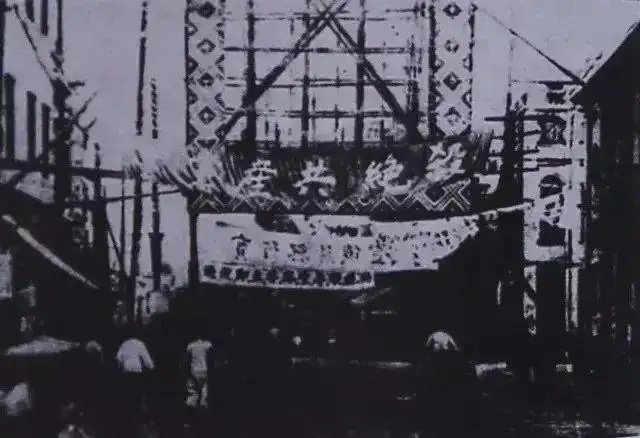 多张历史照片回顾:震惊中外的“四一二”反革命政变__财经头条__新浪财经