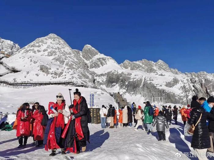 玉龍雪山景區聘任索道票務銷售義務監督員