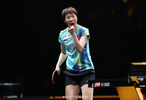 王曼昱4-0佐藤瞳成双冠王！连夺俩大满贯女单冠军，国乒两冠收官