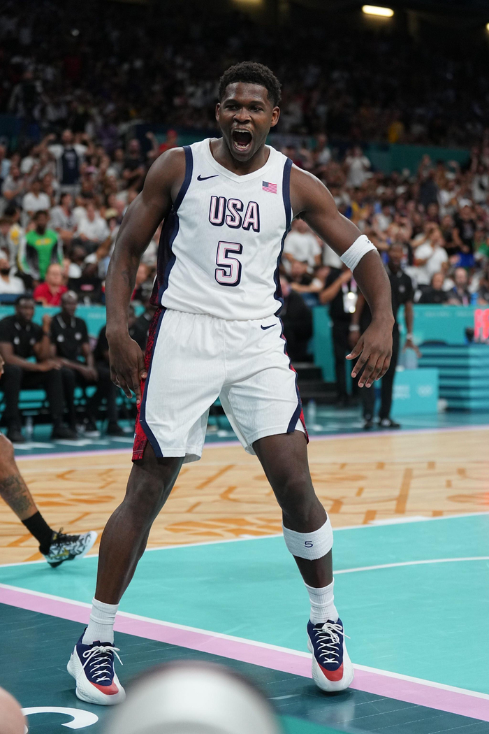 爱德华兹23岁了,迎来自己的"乔丹年"