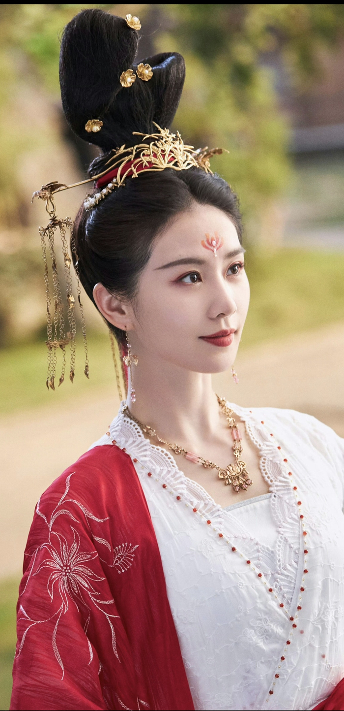 方思哲一念关山服装造型