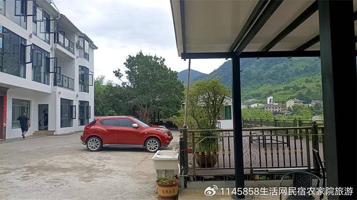 浙江安吉董岭闵行农家乐130住宿三餐,山顶观景房夏季仅22度左右!