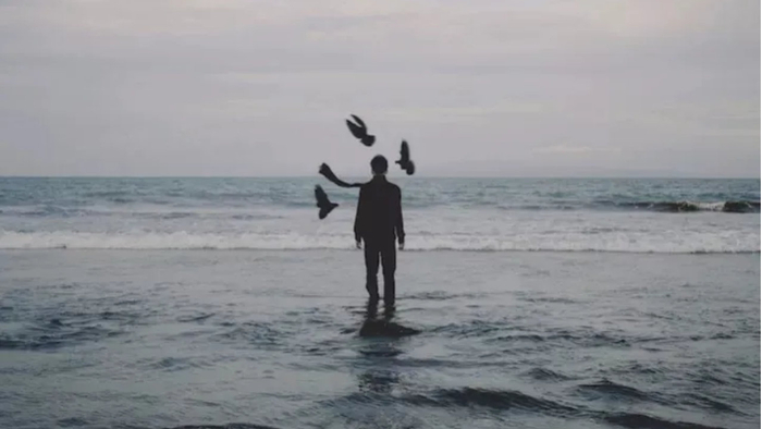 一个人，如果连旧衣服都舍不得扔，可能是修炼出了这3种生活状态