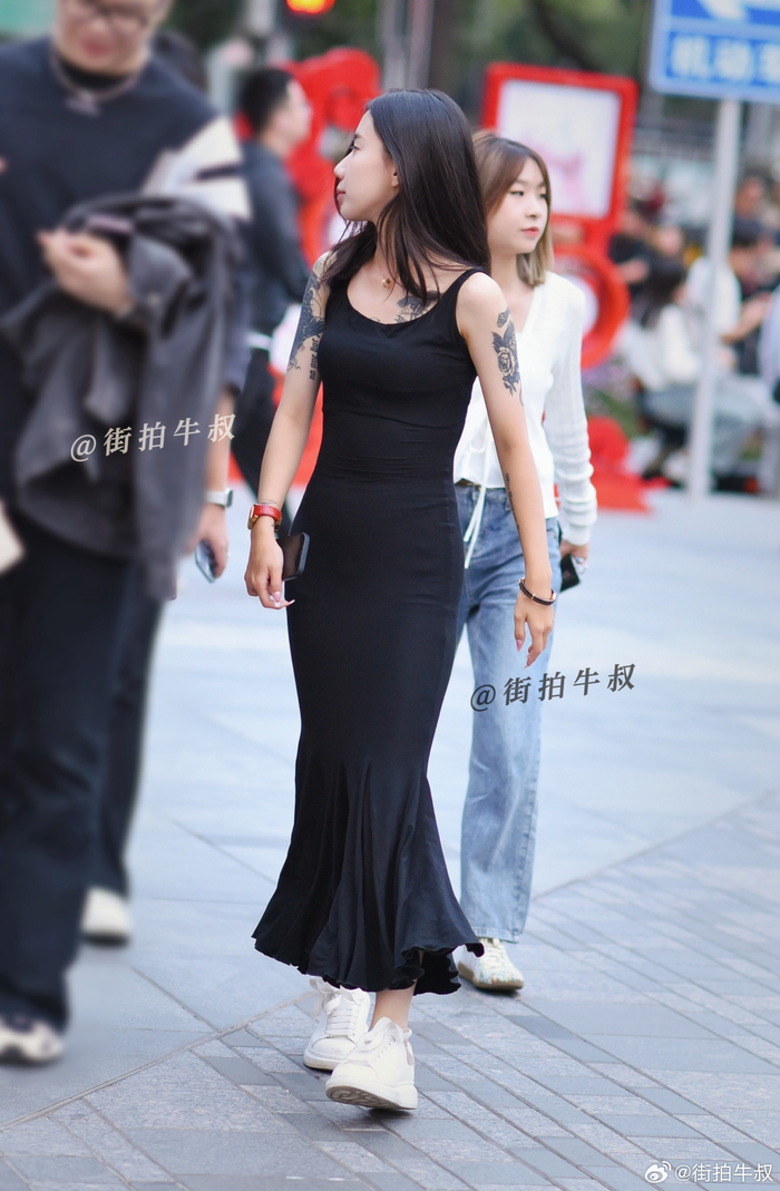 漂亮的修身鱼尾裙