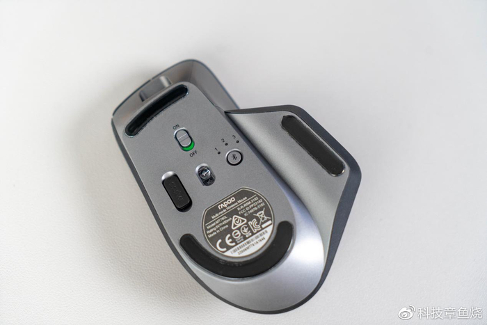 m无线跨屏霍尔磁感应侧滚轮雷柏mt760l多模无线鼠标评测