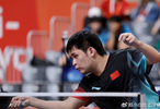 王皓露一丝笑容！林诗栋3-1户上取关键分 两度开场落后逆转超坚韧