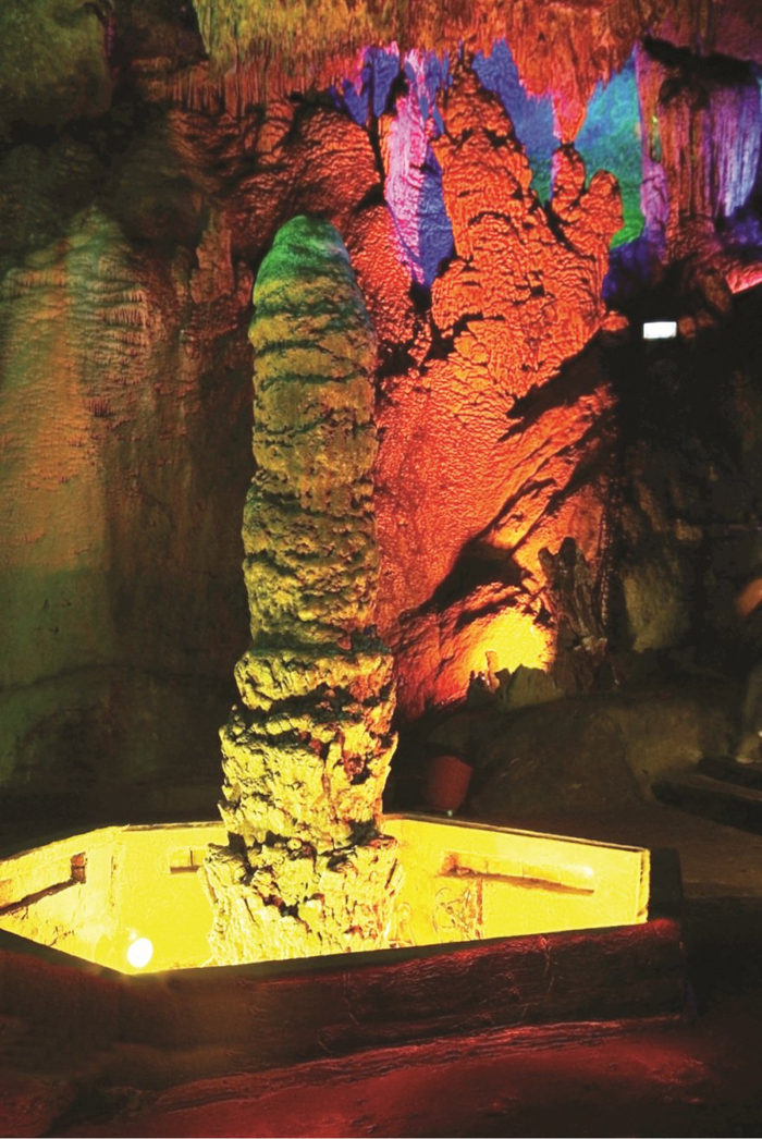 太极洞风景区四季风景皆不同,春夏秋冬各有它的美,都有独属的风景.