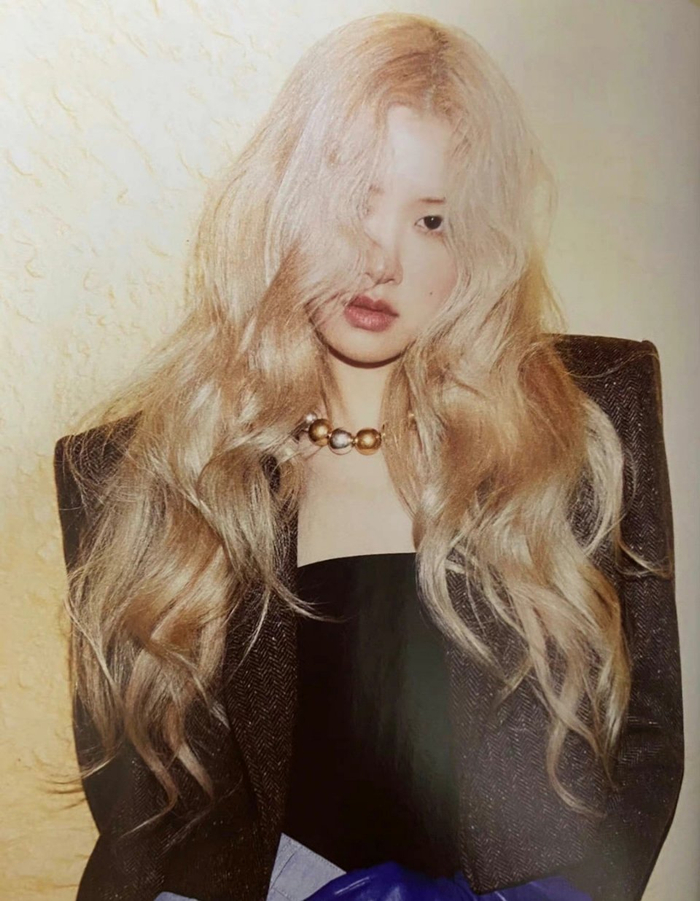 美疯了美疯了就问澳洲玫瑰朴彩英谁能拒绝呢这绝美的发色这大长腿