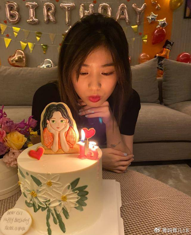 章子怡汪峰官宣离婚,为什么说大女儿小苹果受伤最深?