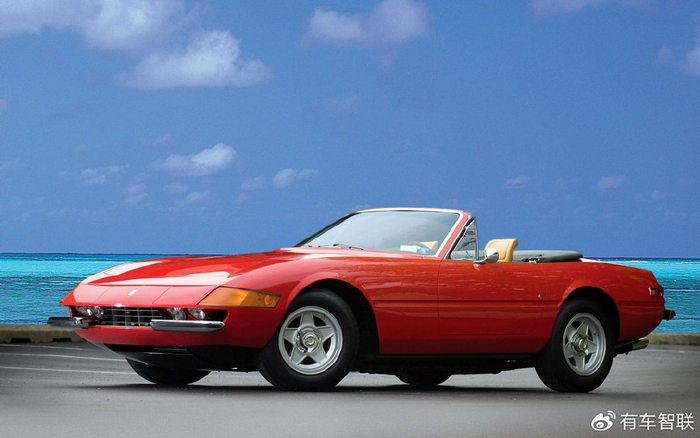 阿那亚夏夜海风遇见纯正意式风情法拉利romaspider奏响新跃章