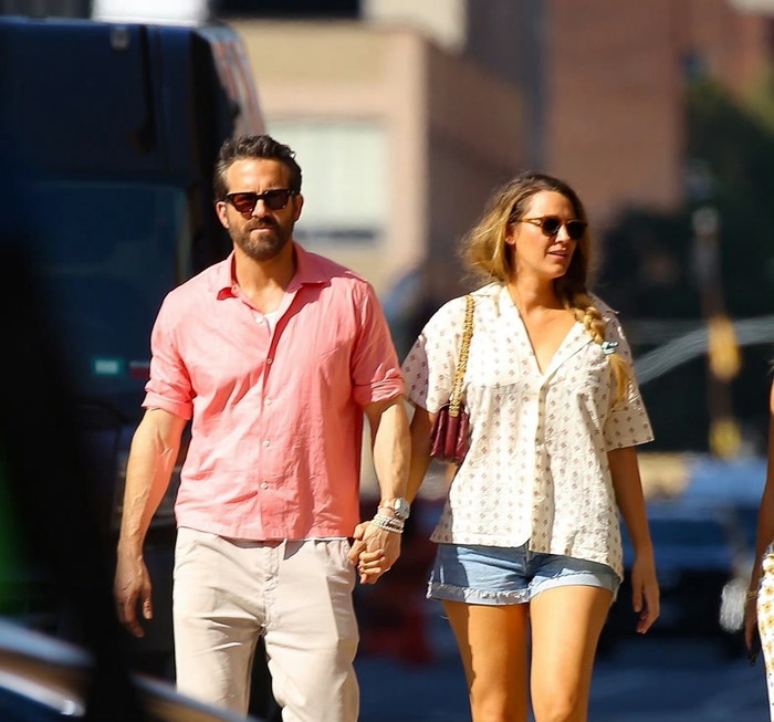 恩爱夫妻瑞安·雷诺兹和爱妻blake lively 继续在纽约街头漫步
