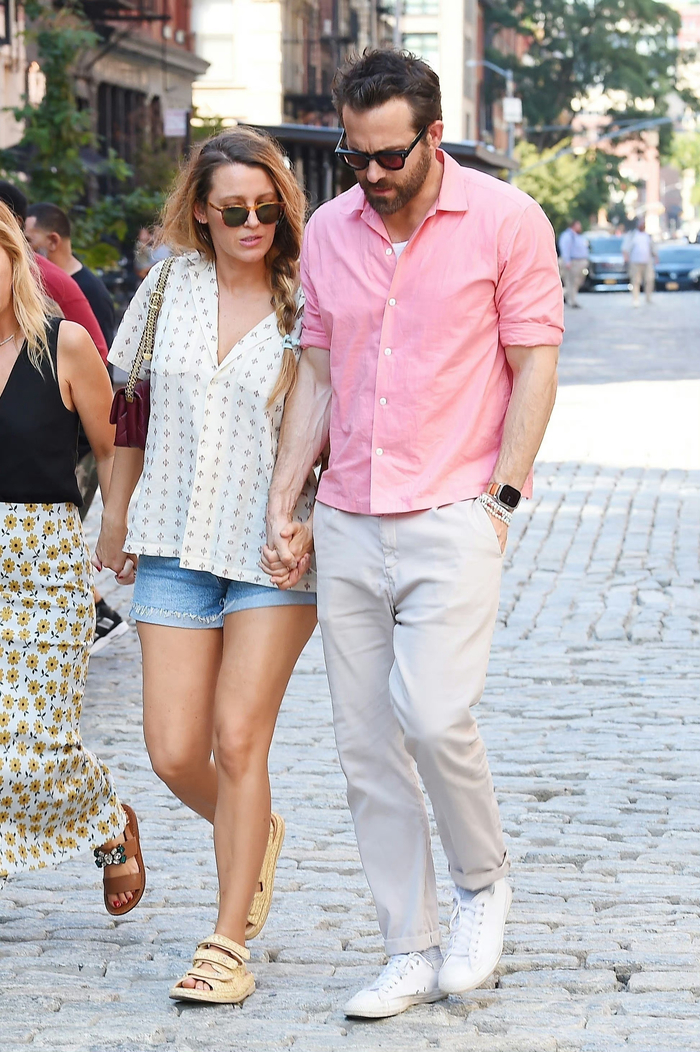 恩爱夫妻瑞安·雷诺兹和爱妻blake lively 继续在纽约街头漫步