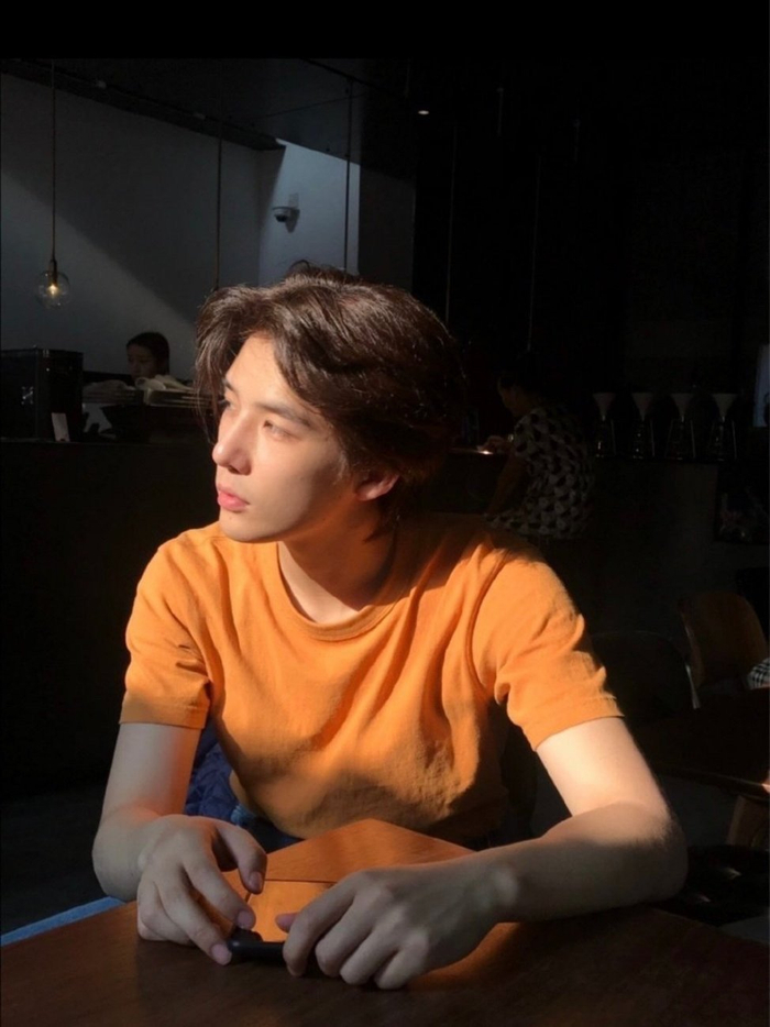 王安宇长发旧照,好有文艺片男主那味啊