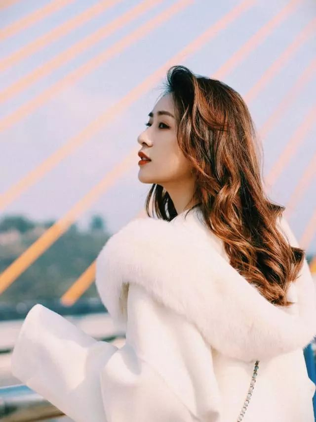 如何拍照好看,女生通用拍照姿势,学好这15个就够了|姿势|女生|上镜