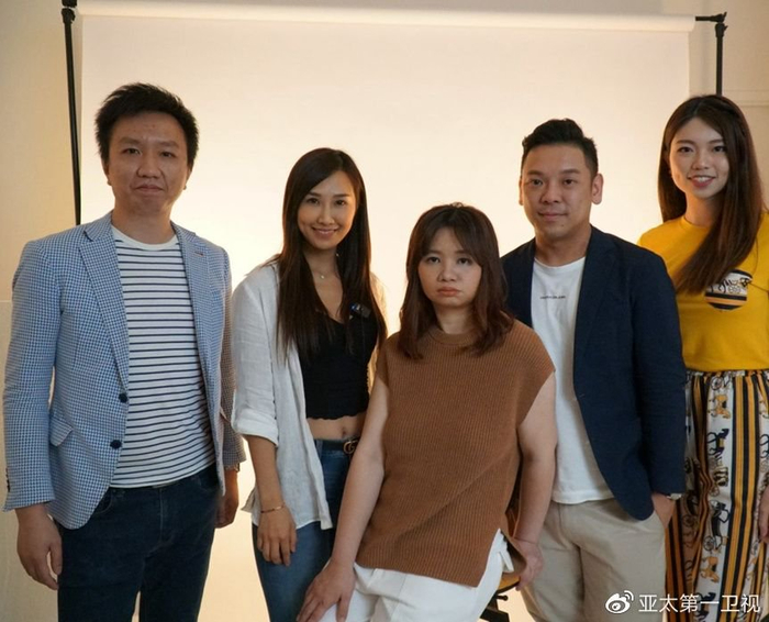 港圈新晋女顶流,公司花重金打造MV,被称亚视一姐|一加一等于阿仪|亚视|一姐_新浪新闻