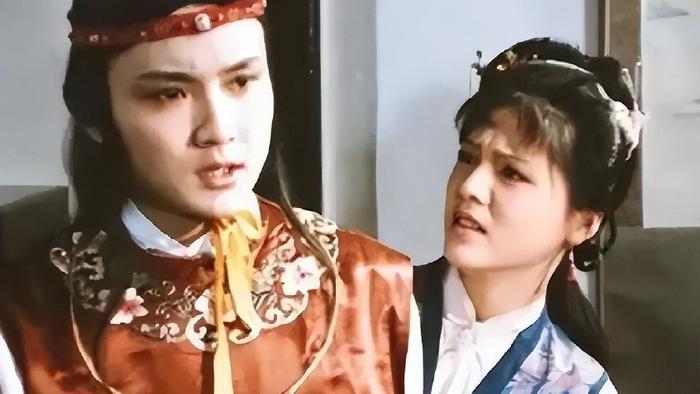 重温《红楼梦》才发现，贾宝玉是个只负责惹事，不负责担事的主