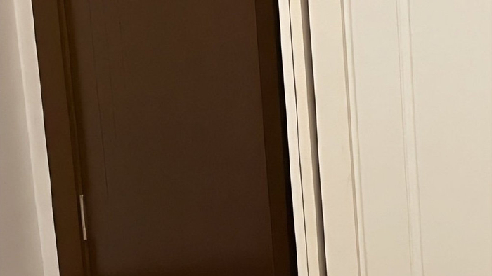 晚上睡觉时,要不要关“卧室门”?多亏内行人提醒,我一直做错了