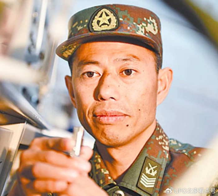 王忠心的第一次入伍